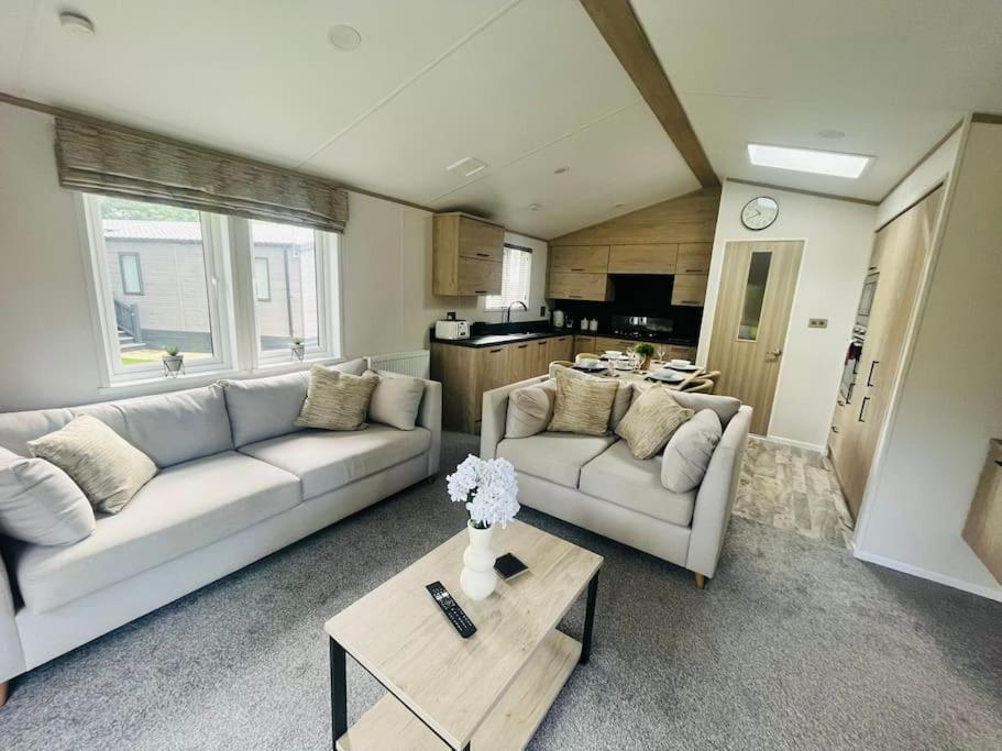 Vila Hideaway Retreat With Hot Tub York Exteriér fotografie