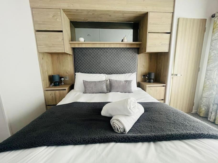 Vila Hideaway Retreat With Hot Tub York Exteriér fotografie